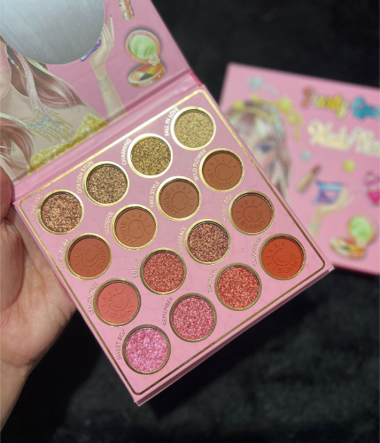 paleta de sombras 3 x16 tonos HUDA NEW