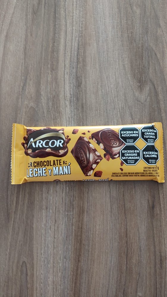 CHOCOLATE ARCOR CHOCOLATE LECHE Y MANI 80G