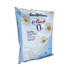 Leche descremada bolsa 400gr dos pinos
