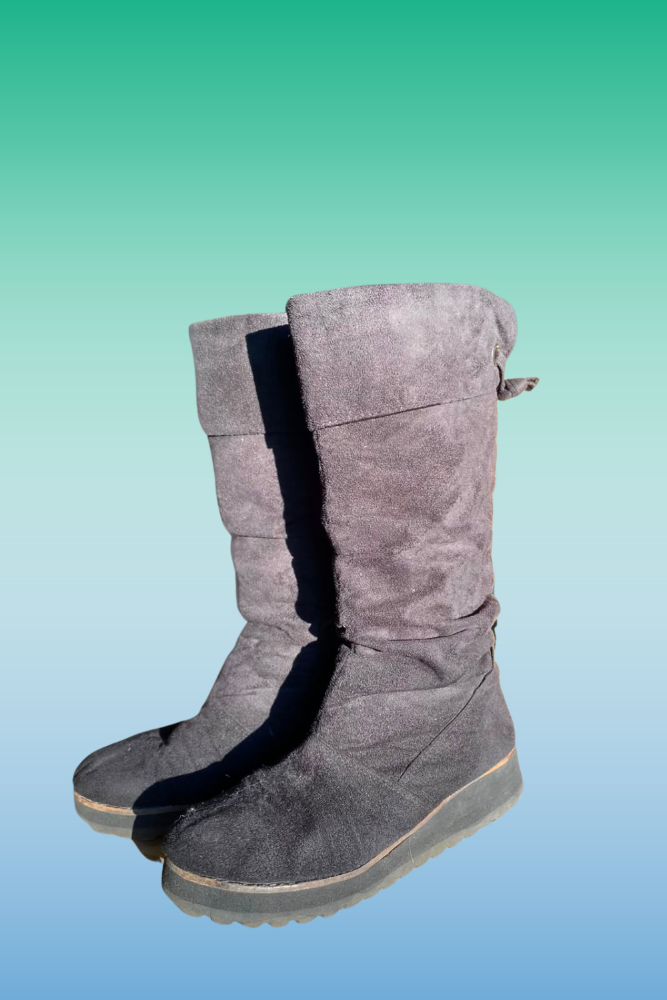 Bota gamuzada  negra mujer talle 40