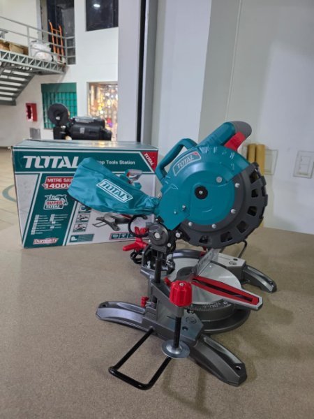 ingleteadora 8" total 1400W
