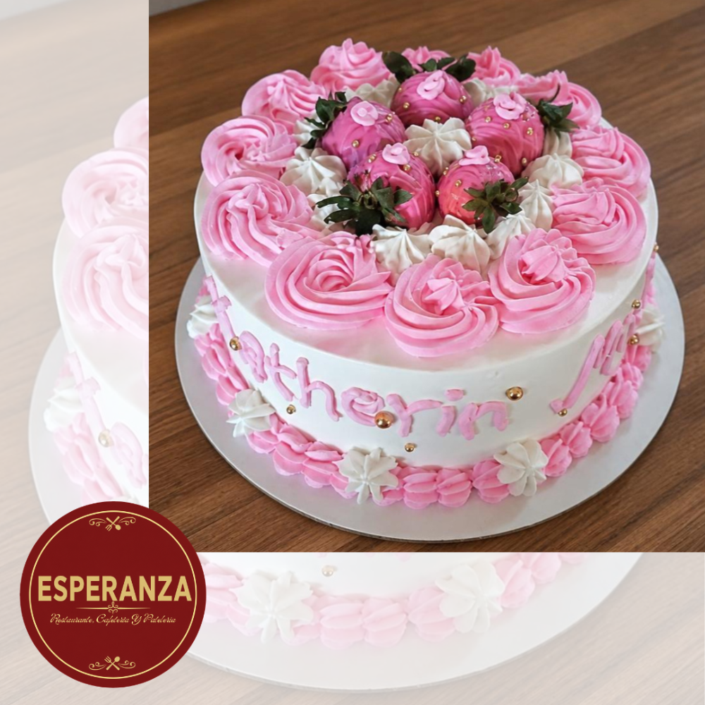 2539 PASTEL DECORADO CON FRESAS 18 PORCIONES