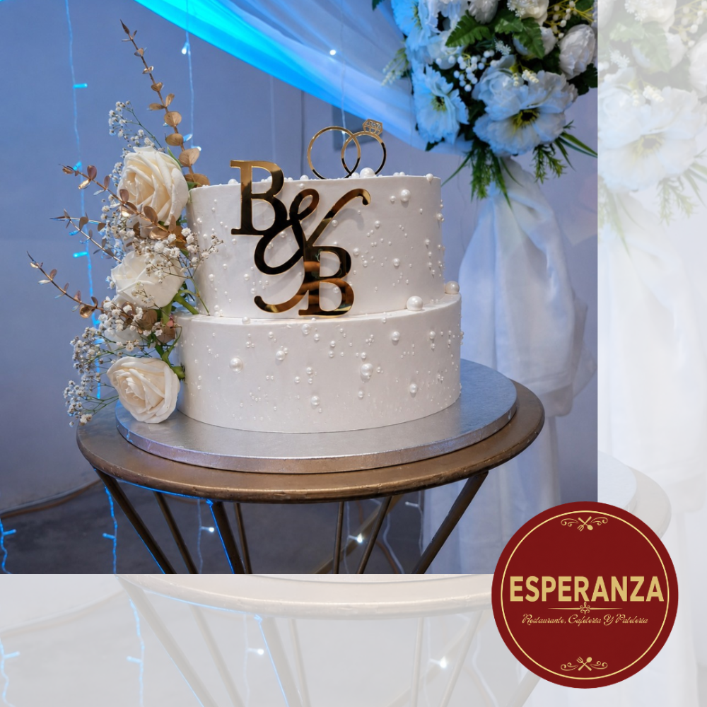 2552 PASTEL DE BODA CON DECORACION FLORAL 120 PORCIONES