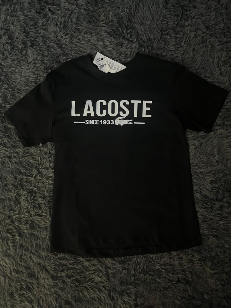 LACOSTE PRETA