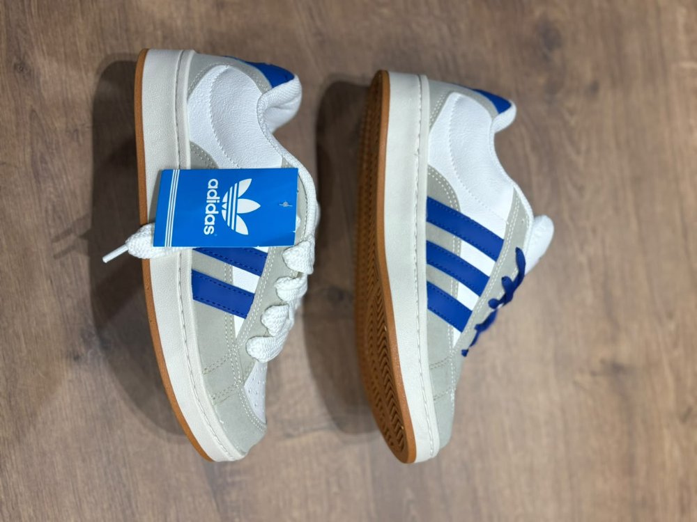TENIS ADIDAS AZUL E BRANCO