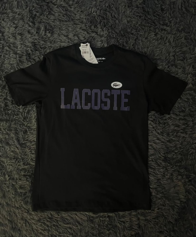LACOSTE PRETA COM ROXO