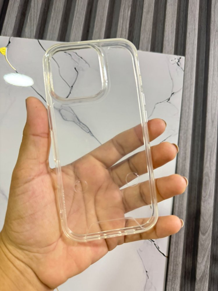 FORRO IPHONE 15 SPACE