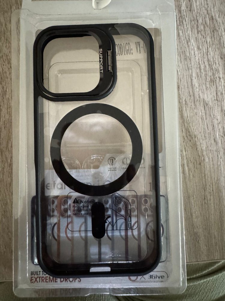 FORRO IPHONE 17 VENTANA NEGRO