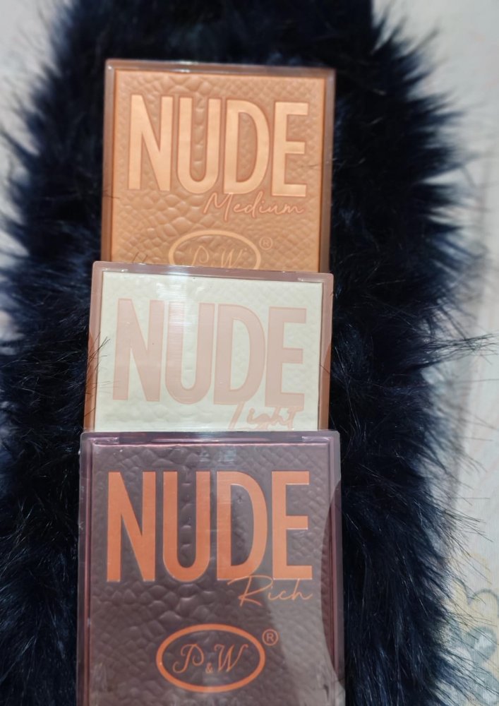 Sombra de ojos nude pw