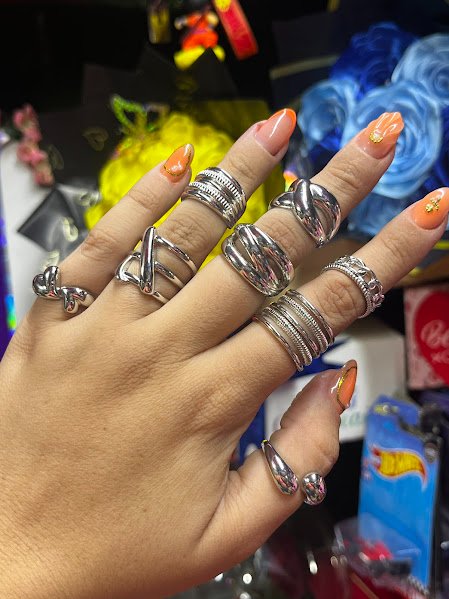 Anillos grandes estilo chunky