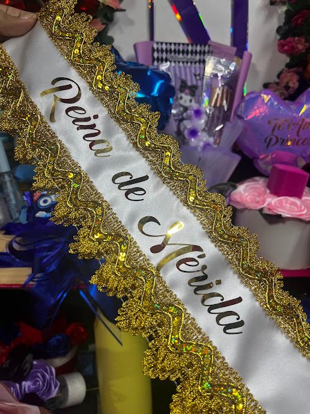 Banda personalizada para reina de carnaval