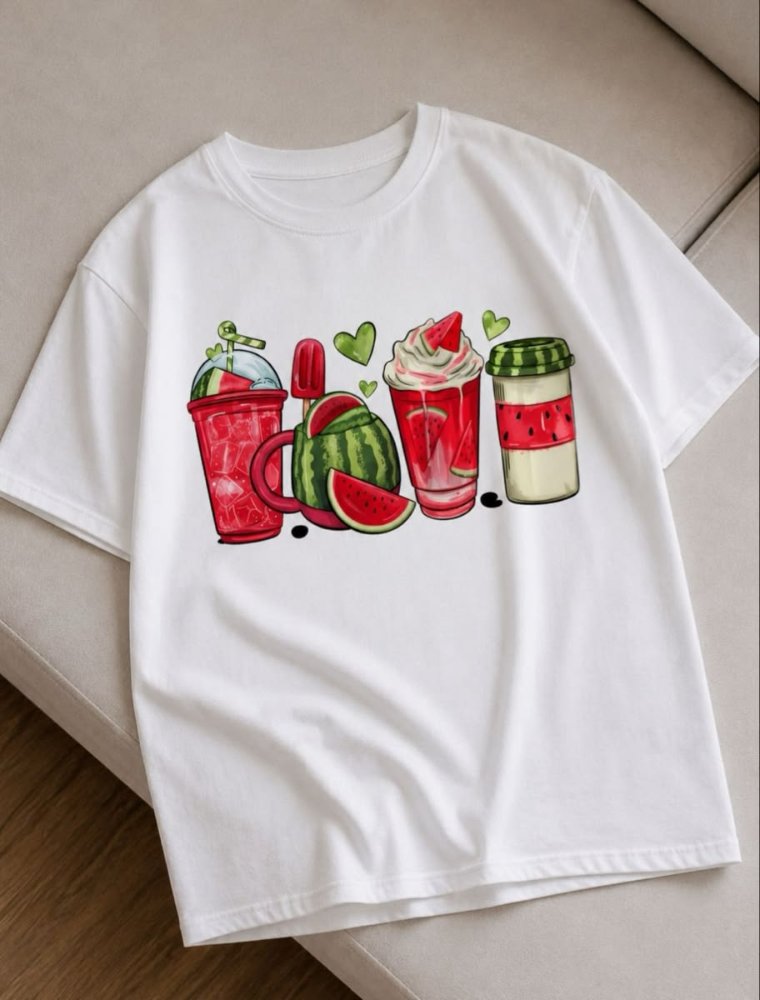 Camiseta blanca estampada bebidas tropicales