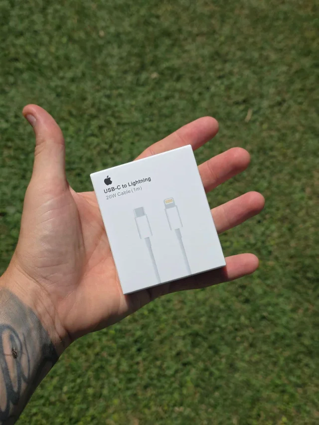 CABLE USB-C A LIGHTNING 1M