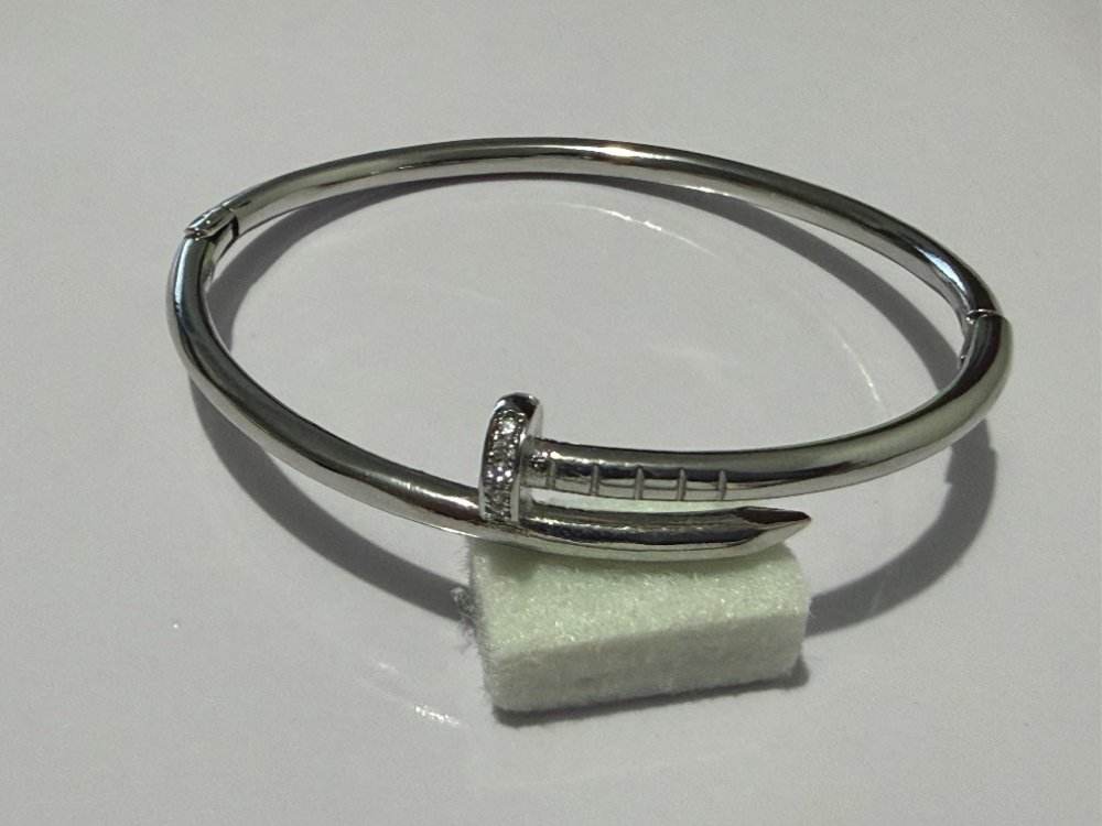 Altezza Pulsera Clavo plateado cod028