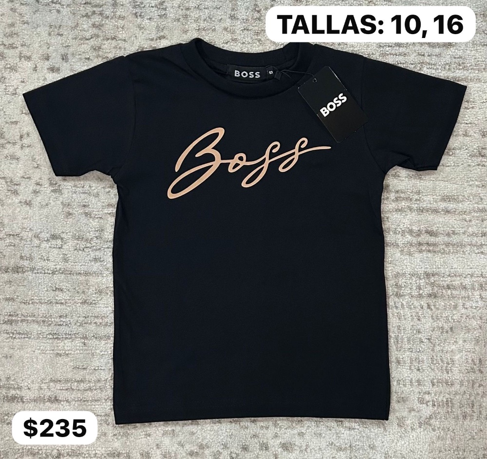 BOSS NIÑO NEGRA LETRAS DORADAS