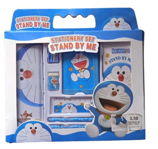 KIT DE ESTUDIO CON FIGURAS DE DORAEMAN