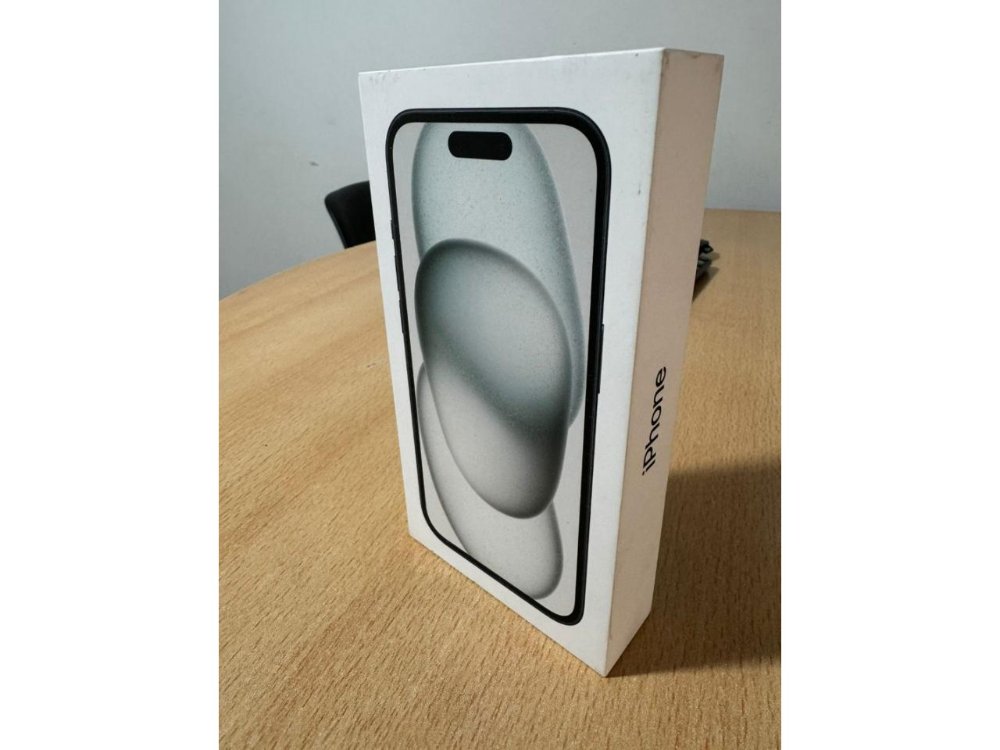 iPhone 15