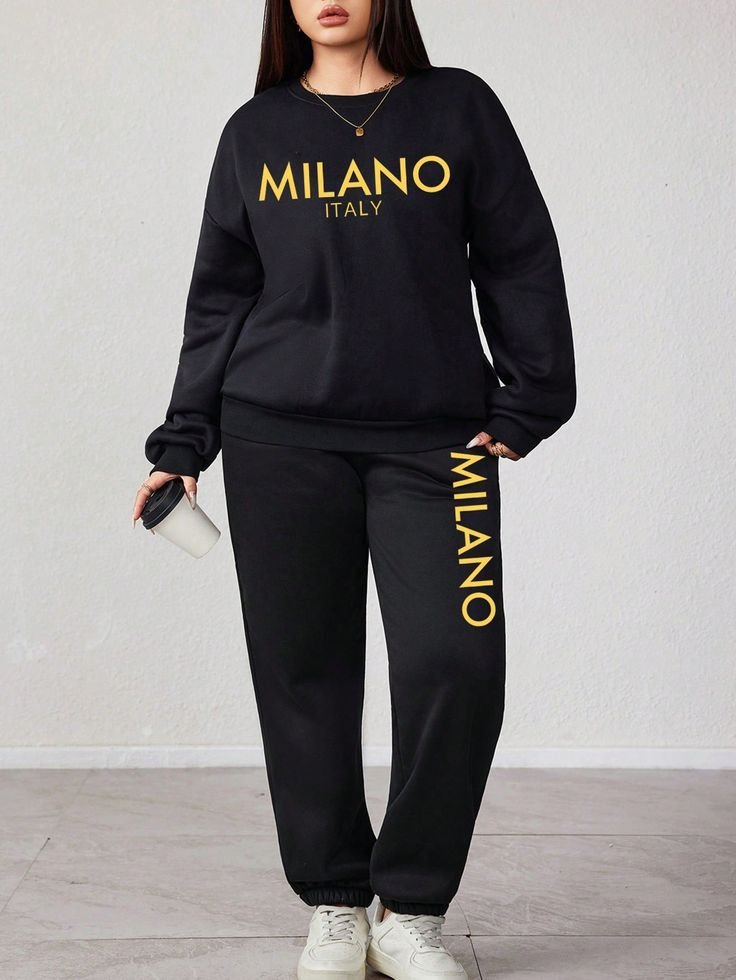 CONJUNTO EN TELA FLECEE PERCHADO, CON PERSONALIZADO EN VINIL Y DTF