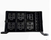 CF-65 FUSIBLERA 6 FUSIBLES 5 RELAY GK