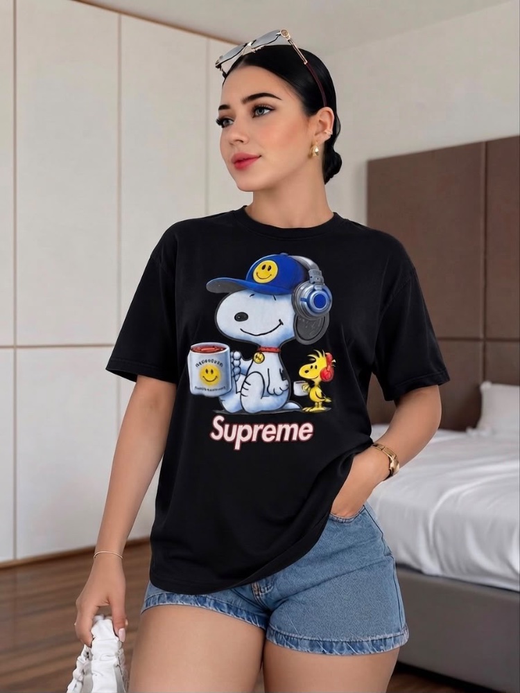 Blusa en tela fria Snoopy Negra