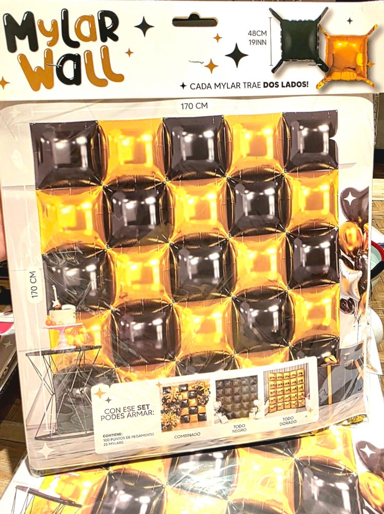 Mylar Wall Dorado y Negro