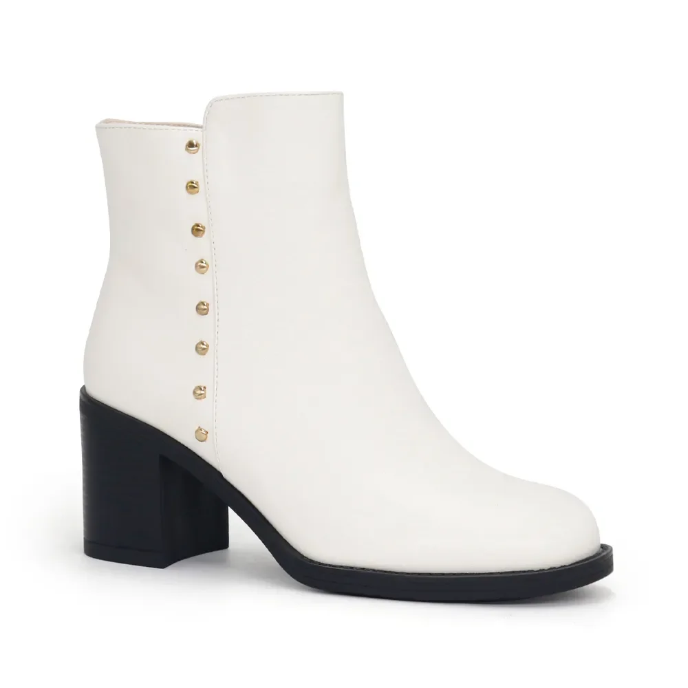 2Yl02300011 BOTA CHABELY BLANCO