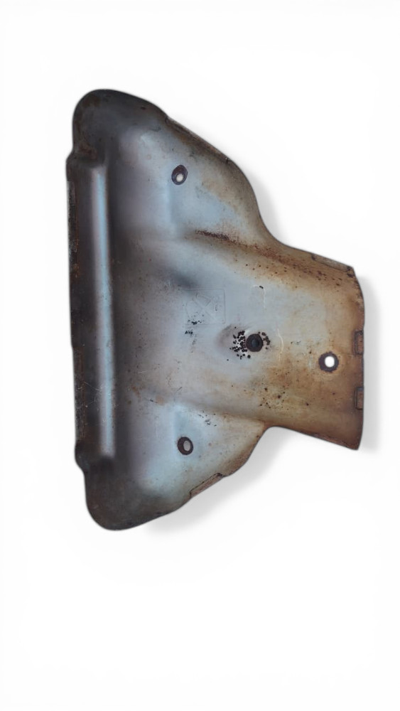 Cubre multiple de escape Kia Rio 2003