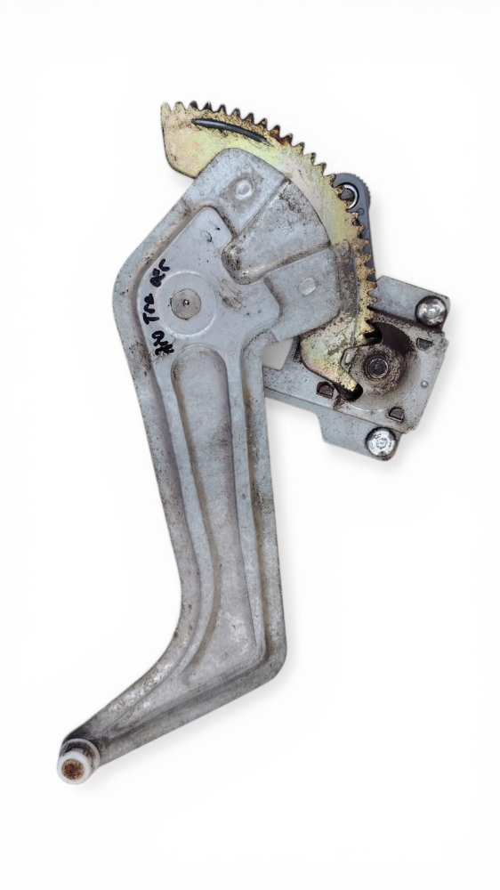 Alza vidrio manual traseo derecho Kia Rio 2005