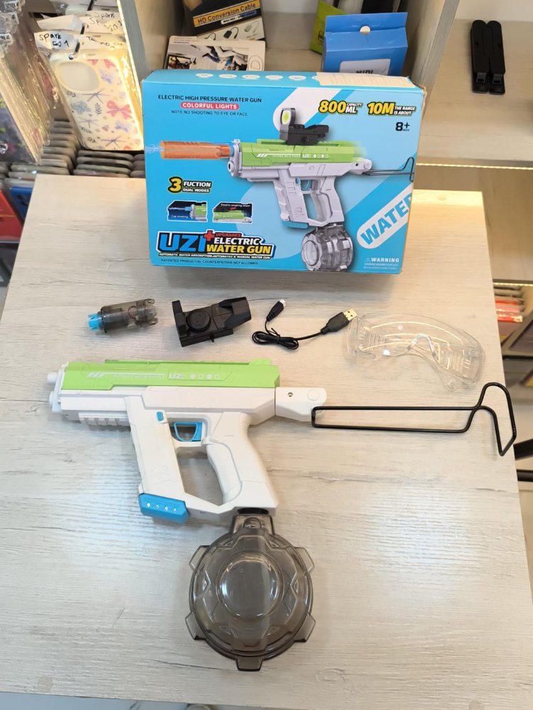 ARMA DE AGUA UZI