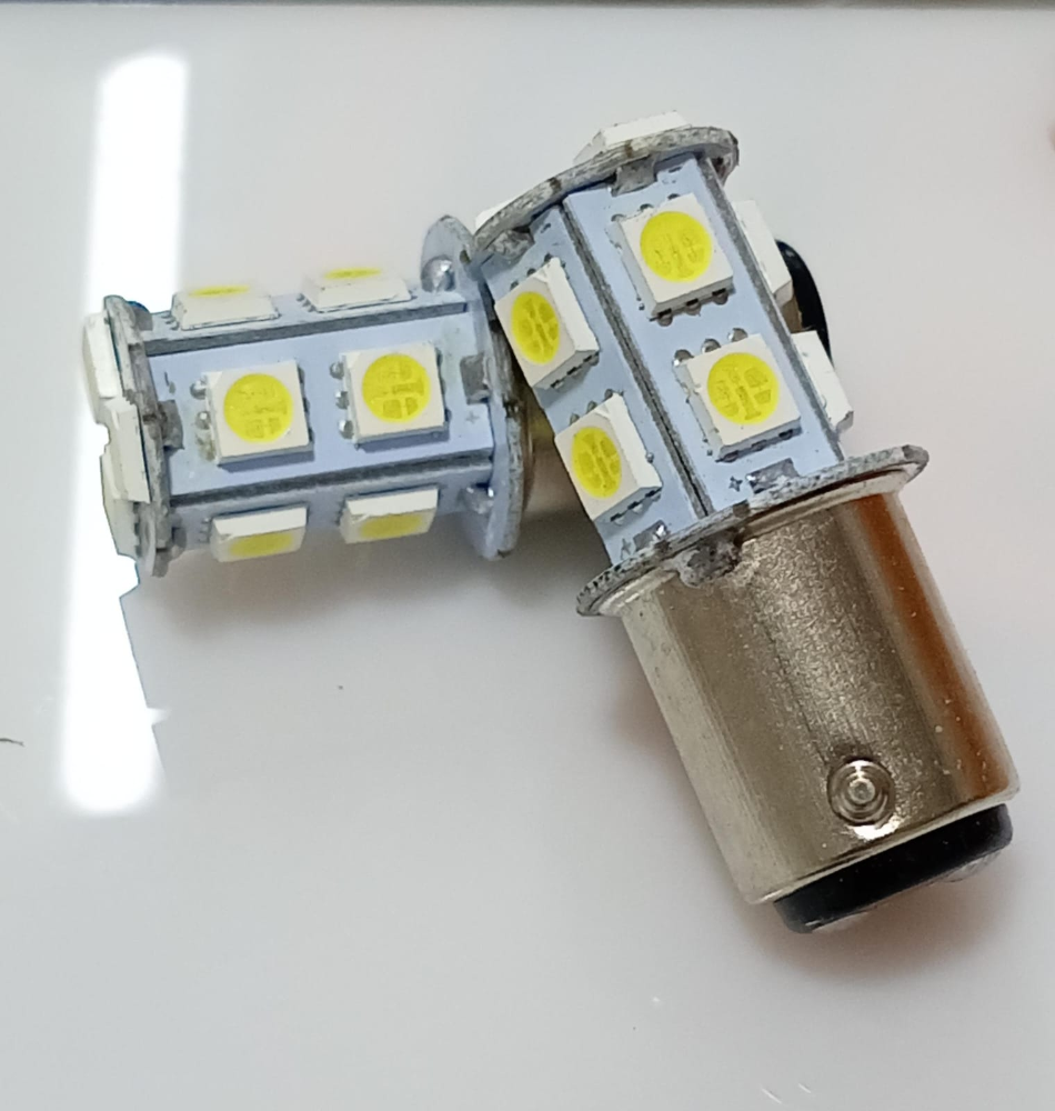 FOCO AUTOMOTRIZ 12V BLANCO X2
