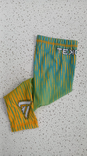 Sleeves Green and Yellow Large