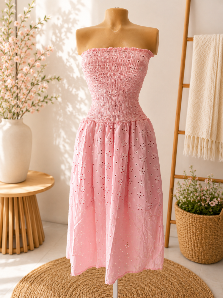 vestido largo de ojalillo