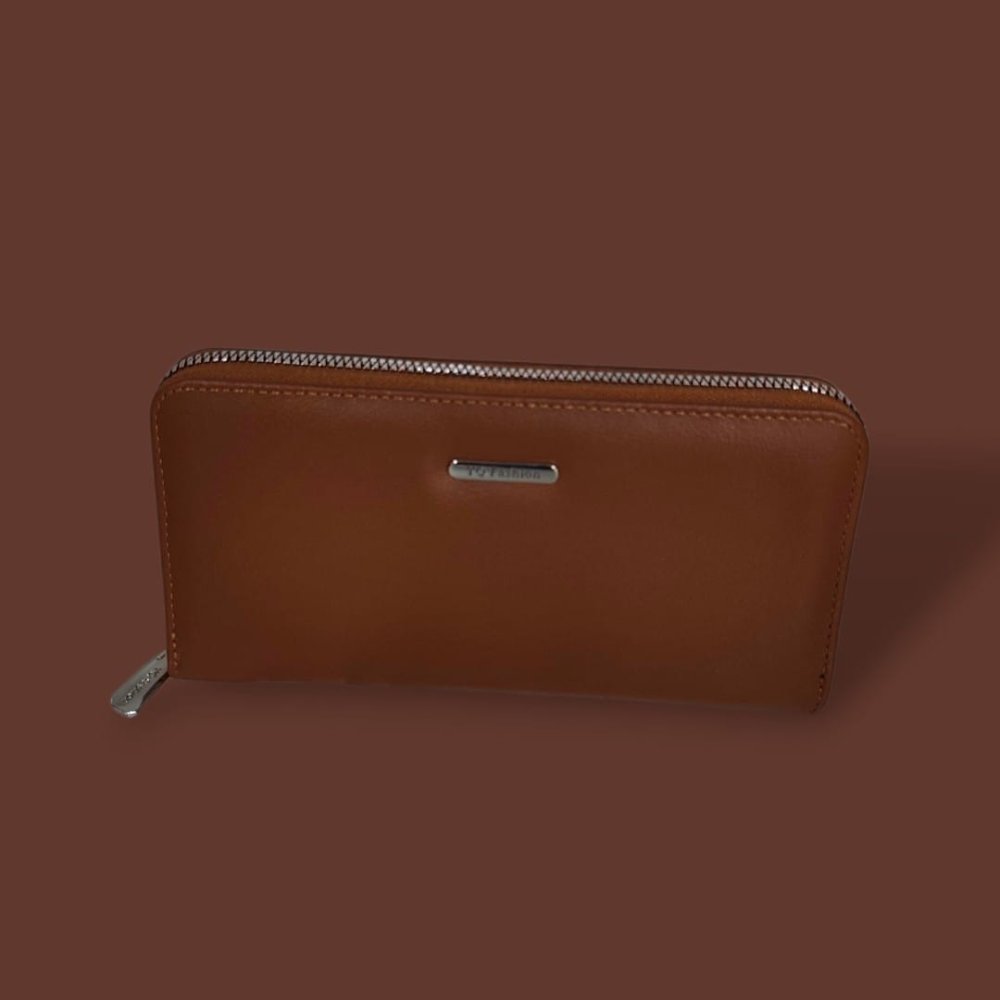 BILLETERA FEMENINA MARRON TAMAÑO 10 cm x 19 cm