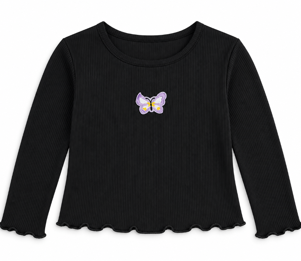 blusa negra mariposa lila