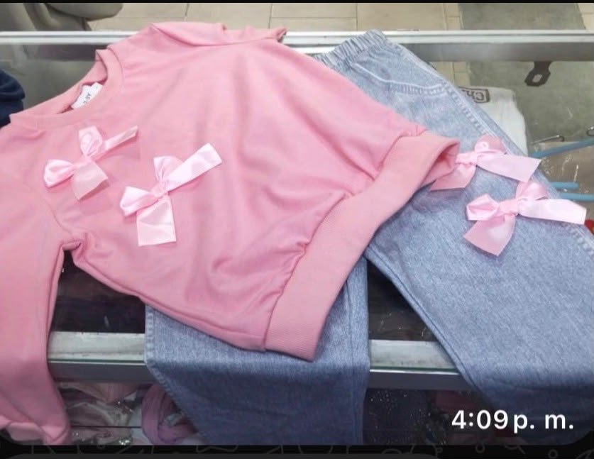 conjunto buso rosado y pantalon