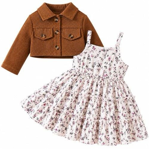vestido floral con chaqueta cafe