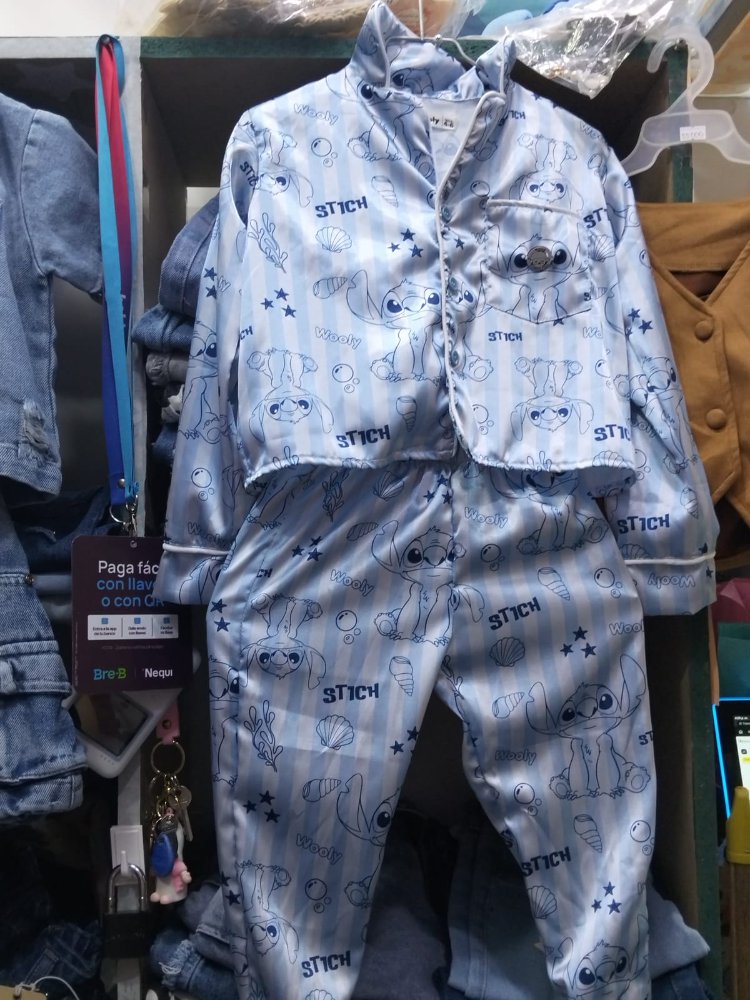pijama stich en satin