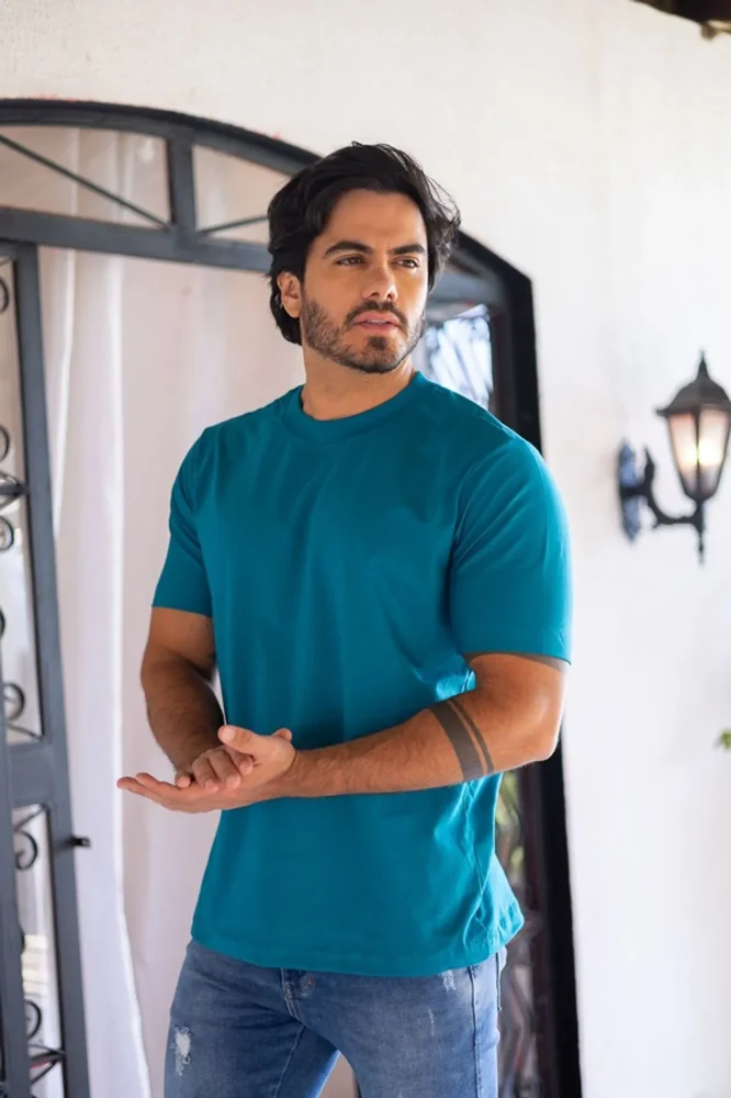 M - Camiseta Lisa Azul Mar Egeu