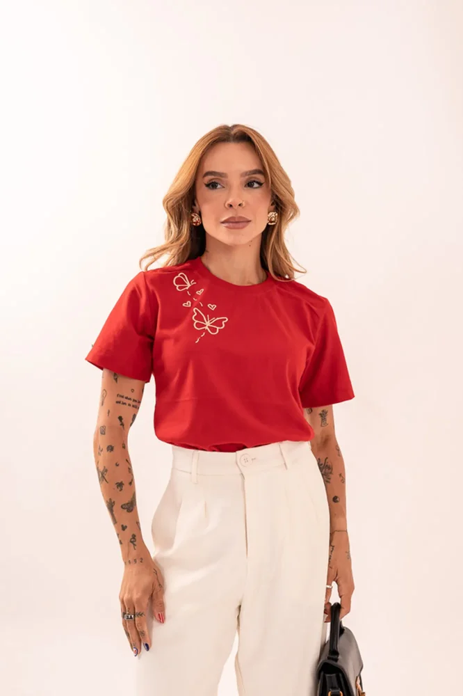 G2 - Tshirt Bordada Borboletinhas Ombro