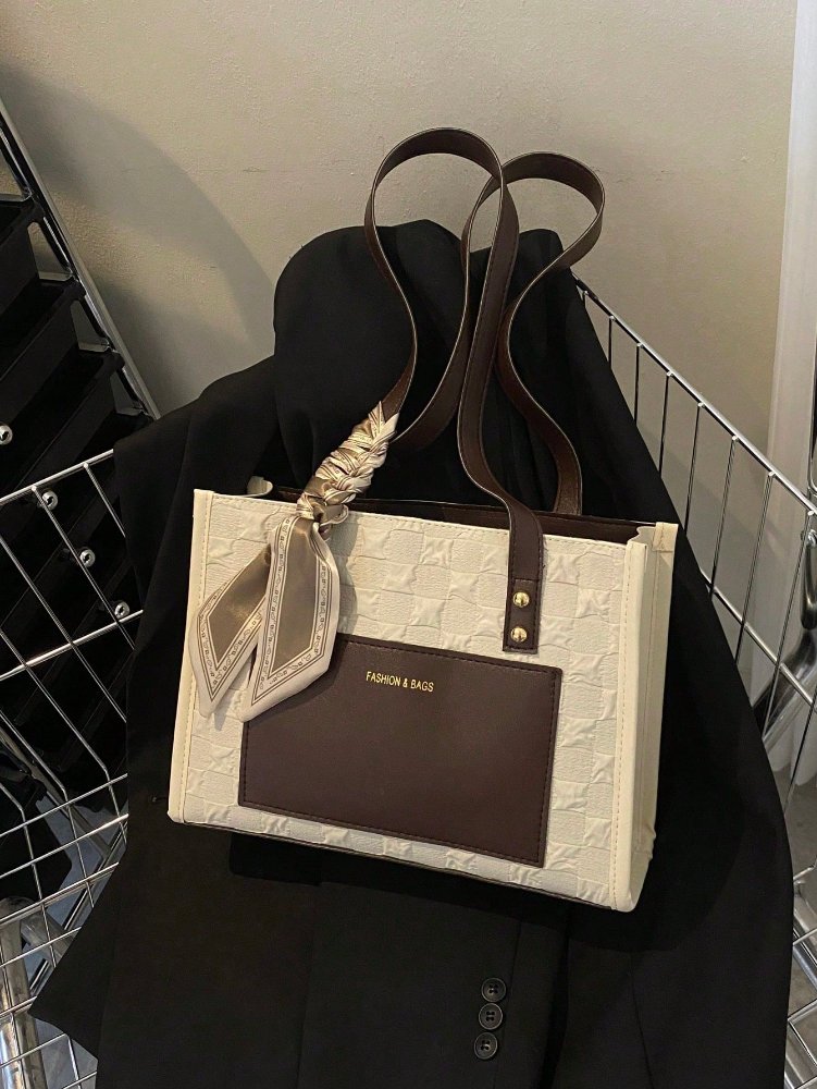 BOLSO DE HOMBRO VERSATIL