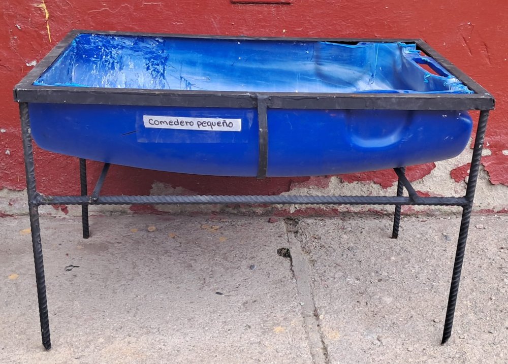 Comedero pequeño