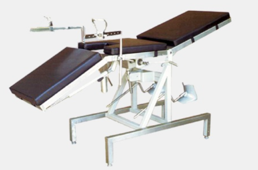 Mesa Obstetrica para Exploración Ginecológica Tipo Pilcher con Pistones Neumáticos