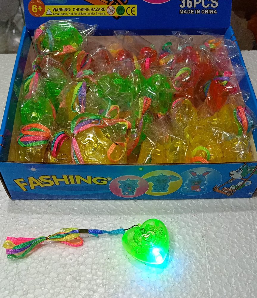 COLLARES CON LUCES EN FORMA CORAZON