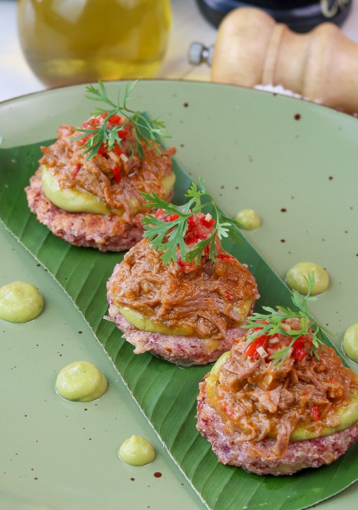 AREPA DE TEMPORADA GUAJIRA CON CHIVO GUISADO