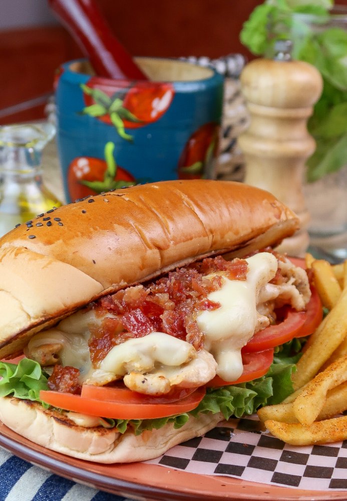 SANDWICH PECHUGA