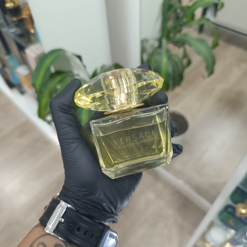VERSACE YELLOW DIAMOND