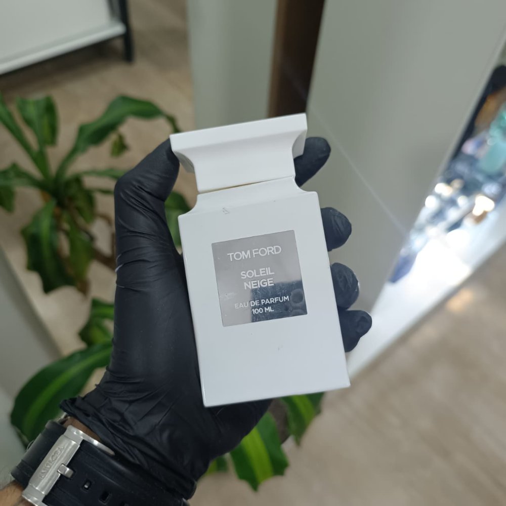 TOM FORD SOLEI NEIGE