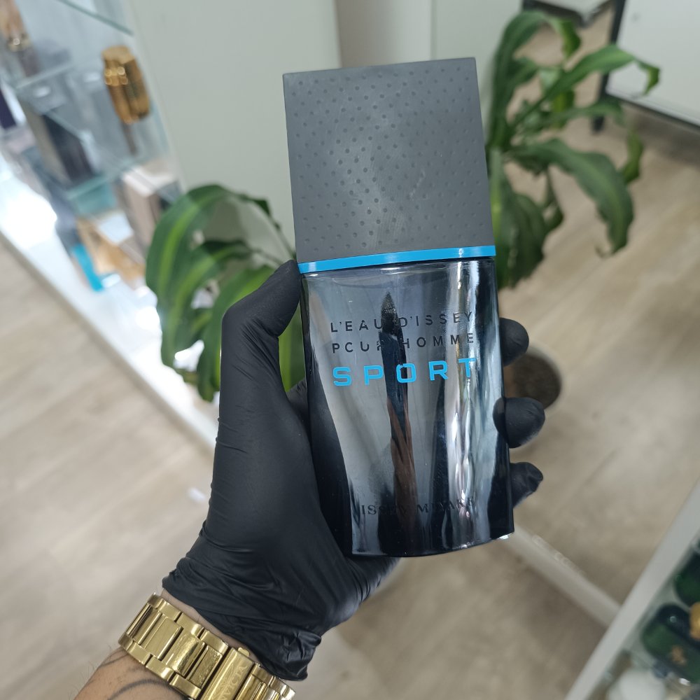 ISSEY MIYAKE SPORT