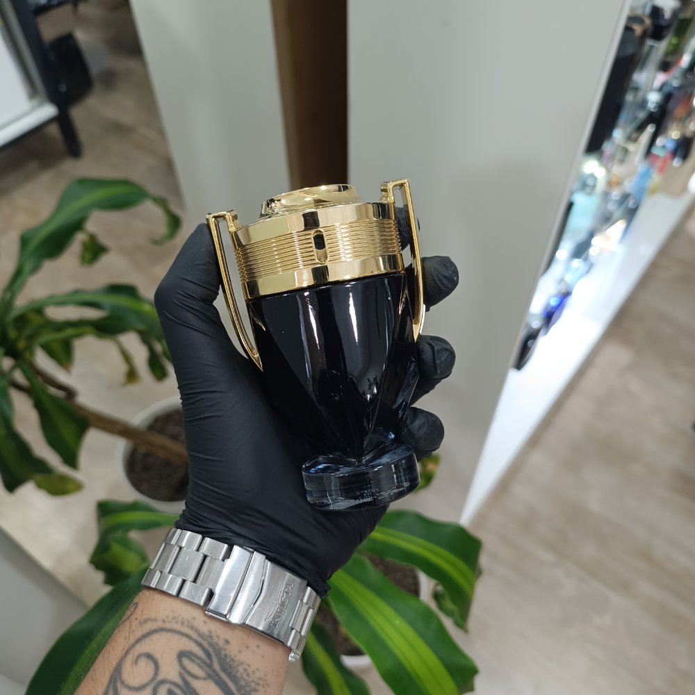INVICTUS PARFUM