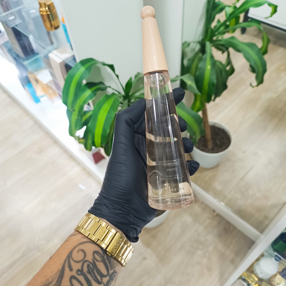 ISSEY MIYAKE PIVOINE